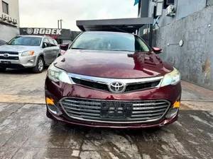 Photo - Toyota Avalon XLE Premium 4dr Sedan (3.5L 6cyl 6A) 2015 Burgundy