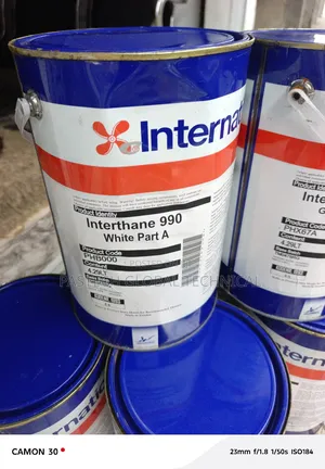Interthane 990 White (International Marine Paint)