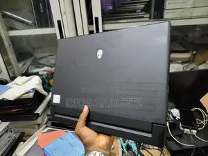 Laptop Dell Alienware 15 R3 16GB Intel Core I7 SSD 512GB