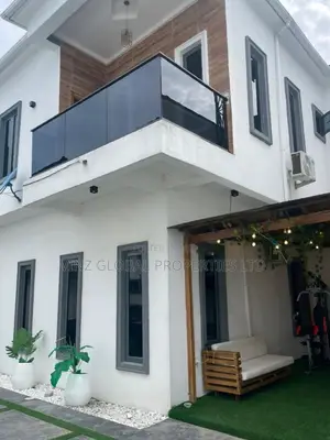Luxury 5 Bedroom Detached Duplex With Excellent Facilities