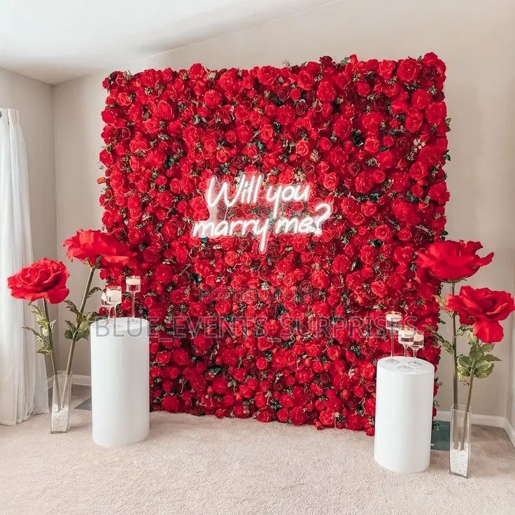 Minimalist Proposal Decor