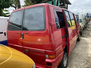 Volkswagen Transporter 2005 Red