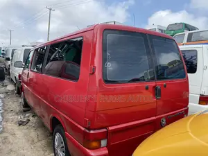 Volkswagen Transporter 2005 Red