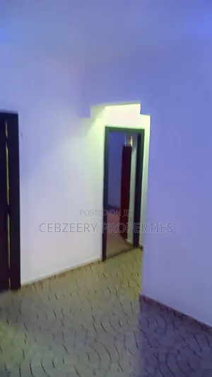 2bdrm Block of Flats in River Valley Estate for rent