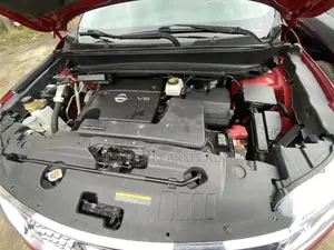Nissan Pathfinder Platinum 4dr SUV 4WD (3.5L 6cyl CVT) 2014 Red