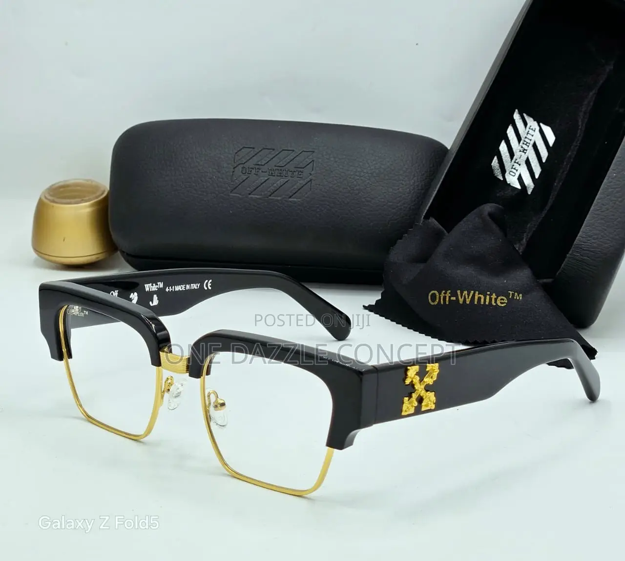 Off-white Sunglasses