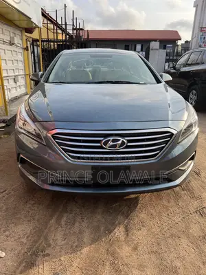 Hyundai Sonata Base Sedan FWD (2.4L 4cyl 6A) 2016 Blue