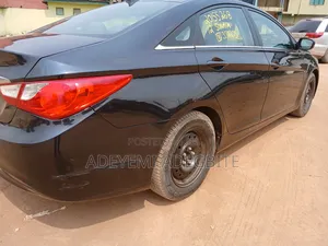 Hyundai Sonata 2012 Black