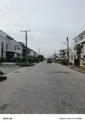 Furnished 4bdrm Duplex in Osapa London for sale