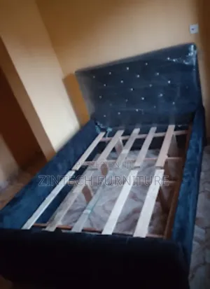 4 1⁄2 by 6 Quality Bedframe