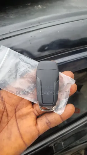 Key/Keyless.........
