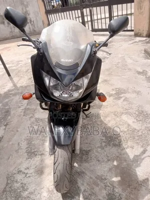 Photo - Suzuki Bandit 2002 Black