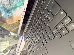 Laptop Lenovo ThinkPad X1 Yoga Gen 8 8GB Intel Core i5 SSD 256GB