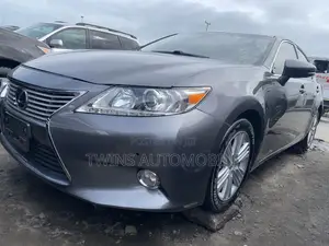 Lexus ES 350 FWD 2015 Gray