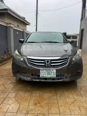 Photo - Honda Accord 2012 Gray