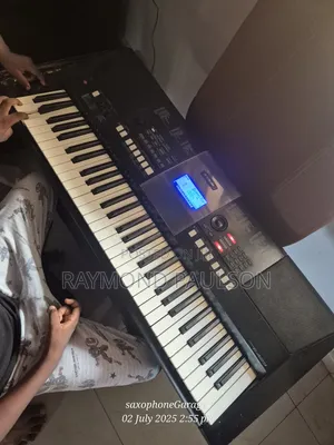 Photo - Yamaha PSR E423