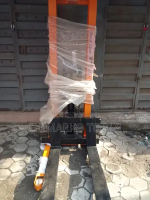 Hydraulic Manual Stacker 3t