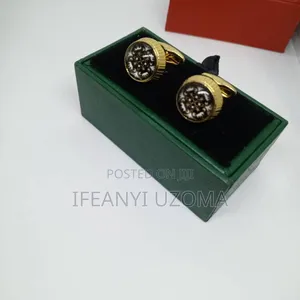 Photo - Quality Luxury Cufflinks Botton