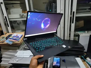 Laptop Dell Allenware M15 R5 32GB AMD Ryzen 7 SSD 512GB