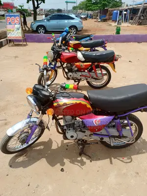 Bajaj Boxer 2023 Red