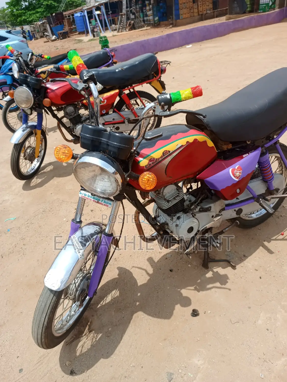 Bajaj Boxer 2023 Red