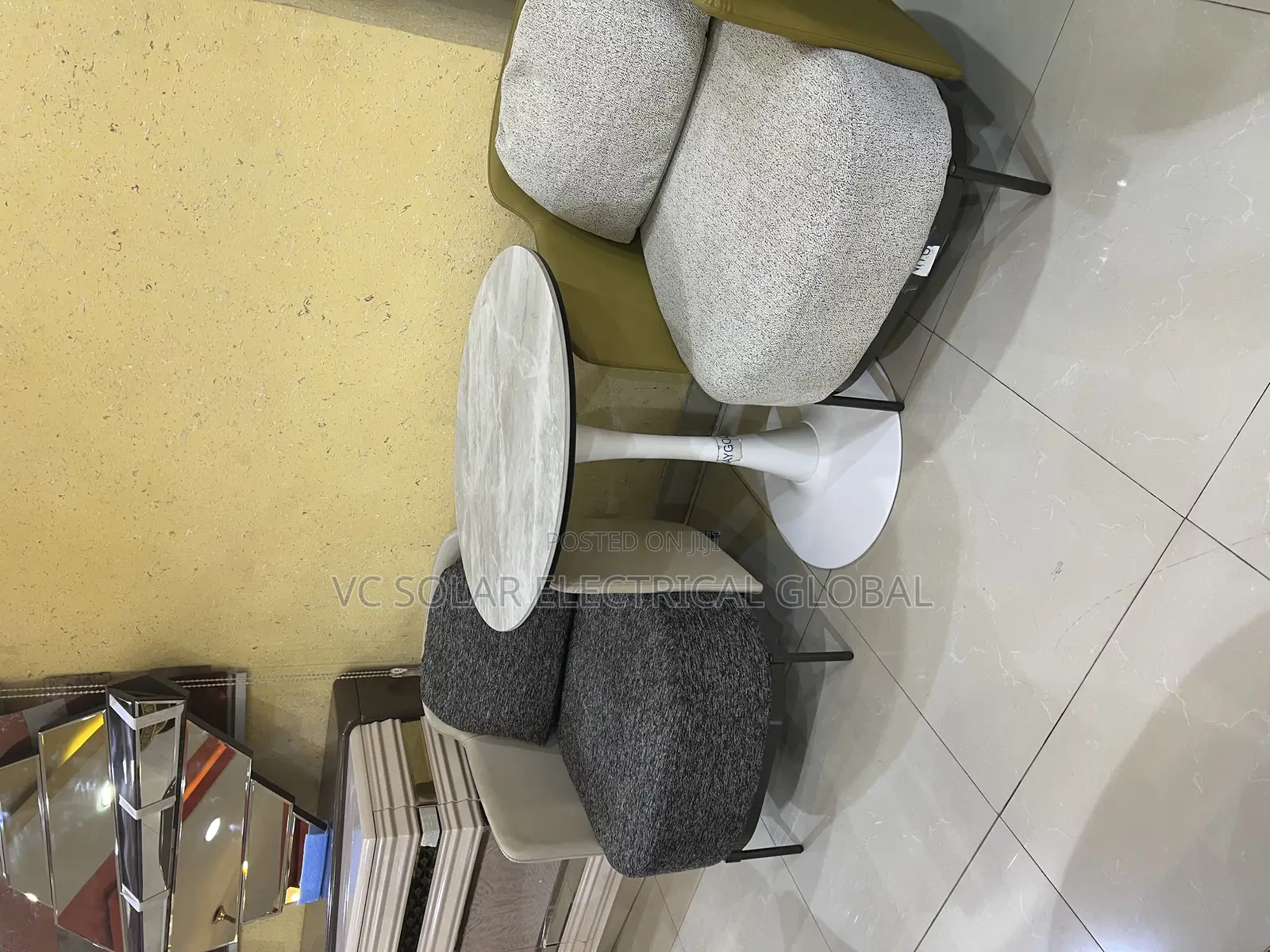 Luxury Lounge Chair And Round Table