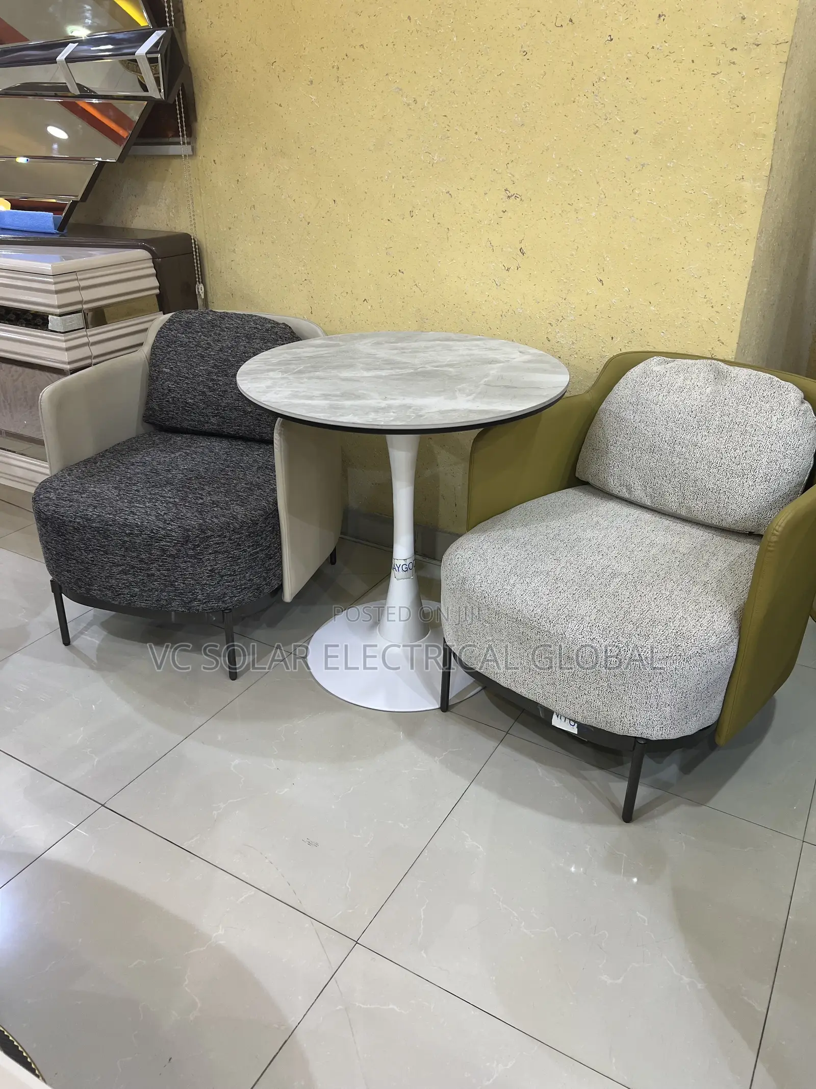 Luxury Lounge Chair And Round Table