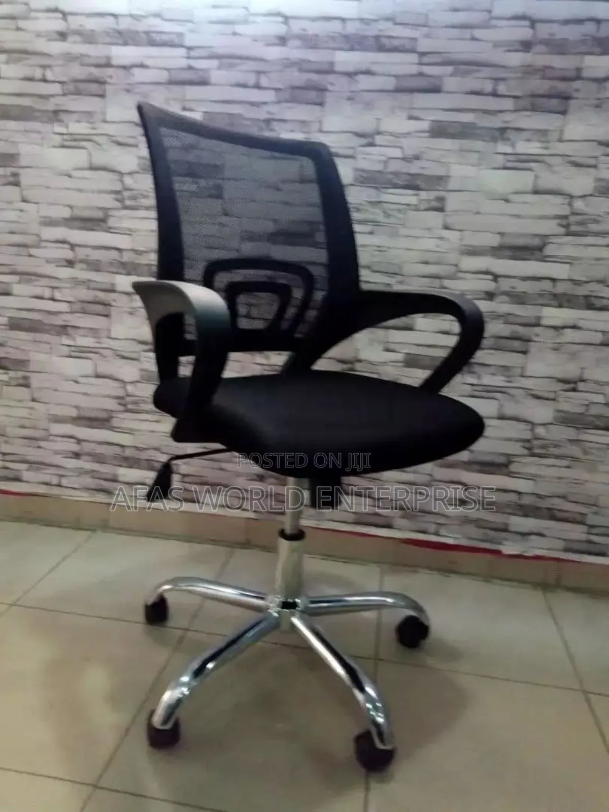 Mesh Office Chair With Swivel