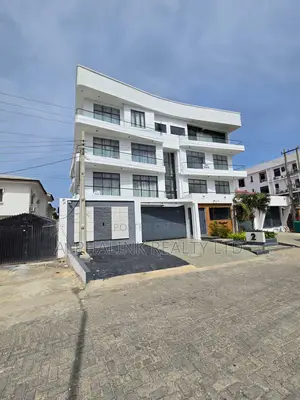 Photo - Furnished 4bdrm Maisonette in Lekki Phase 1 for sale