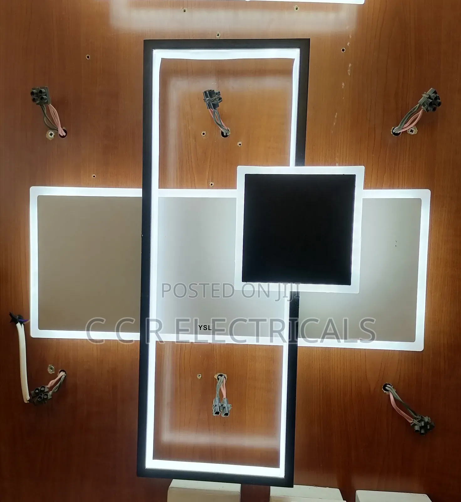 Square Ceiling Fitting