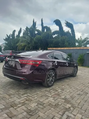 Toyota Avalon 2017