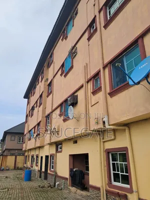 3bdrm Block of Flats in Marwa Road, Satellite Town for sale