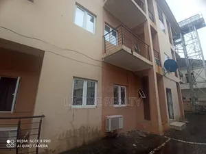 Photo - Furnished 1bdrm Block of Flats in Bera Estate, Chevron for rent