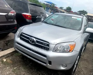 Toyota RAV4 Limited 2008 Silver