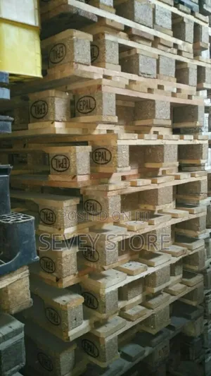 Wooden Pallets - Wing