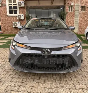 Toyota Corolla LE 2021 Gray