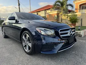 Mercedes-Benz E300 4Matic AWD Sedan (2.0L 4cyl 9A) 2017 Blue