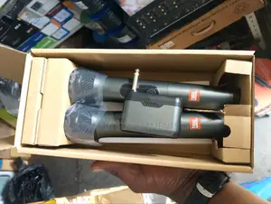 Jbl Universal Uhf Wireless Rechargeable Microphone.