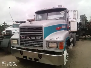 Mack Ch Trailer Head