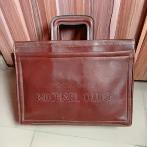 Vintage Leather Briefcase – Classic Durable