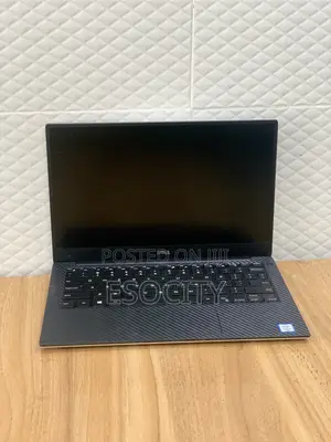 Laptop Dell Precision 15 5520 16GB Intel Core I5 SSD 512GB