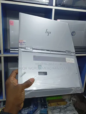 New Laptop HP EliteBook 830 G8 16GB Intel Core I5 SSD 512GB
