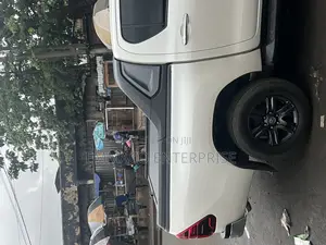 Rolling Booth Cover With Trd Spoiler