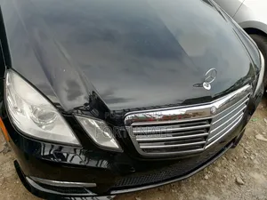 Mercedes-Benz E350 2013 Black