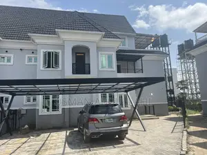 Photo - 5bdrm Duplex in Jahi for rent