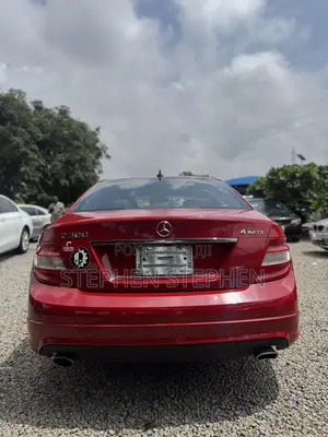 Mercedes-Benz C300 2009 Red