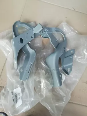 Bonnet Inches Honda HRV 2024