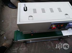 Nylon Sealing Machine