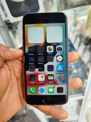 Photo - Apple iPhone 6s 128 GB Gray