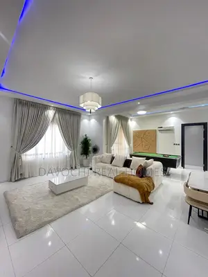Furnished 3bdrm Apartment in Lekki Phase1 for rent